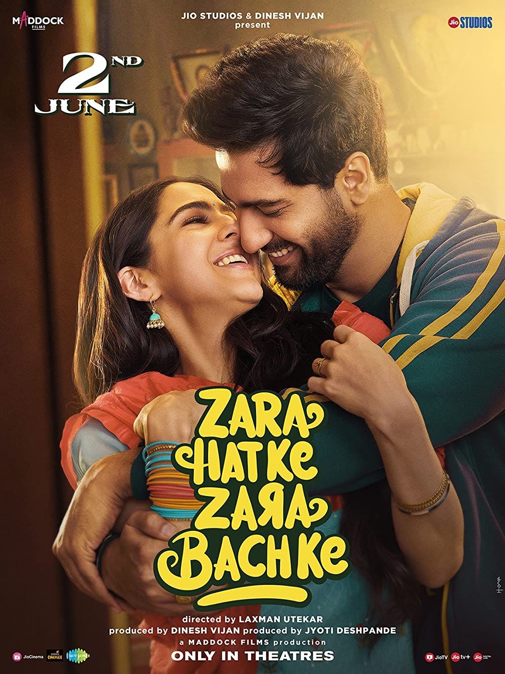 Zara Hatke Zara Bachke 2023 Hindi PariMatch